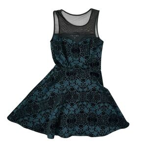 Three Pink Hearts A-Line Green & Black Sleeveless Dress - Size Small